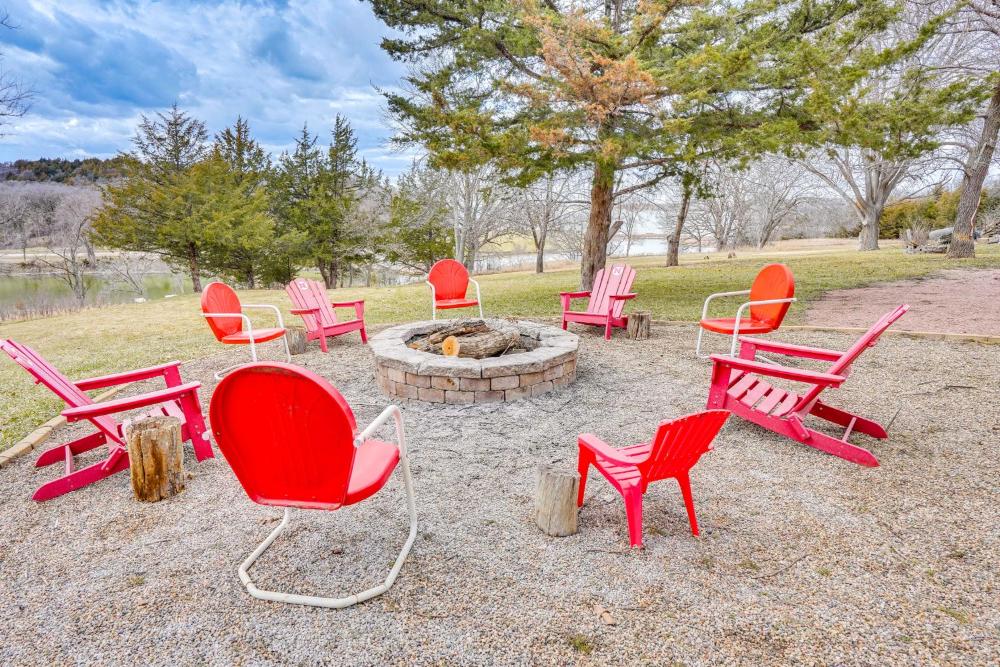 Waterfront Crofton Cabin - Boat Dock and Fire Pit!